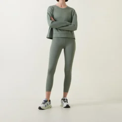 New After Class Cropped Sweatshirt Women Activewear