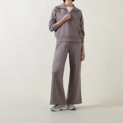 Clearance AirEssentials Half-Zip Shimmer Sweatshirt Women Activewear