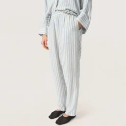 Sale Belira Striped Relaxed Fit Trousers Women Trousers & Shorts