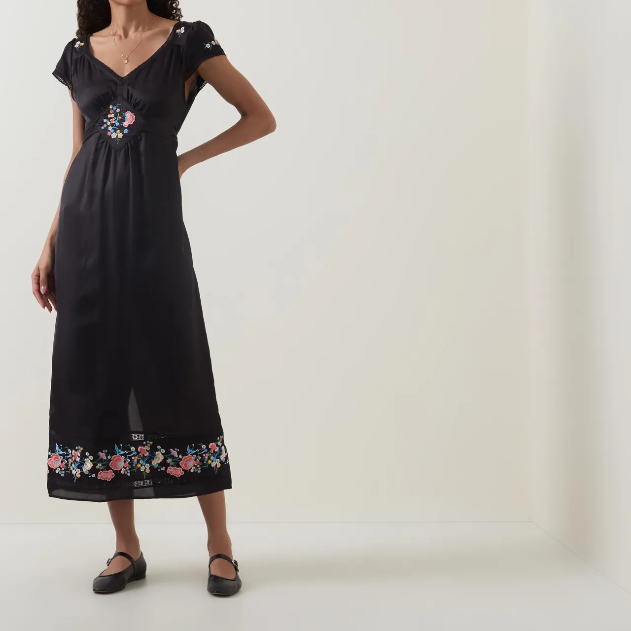 Clearance Carey Orchard Embroidered Dress Women Dresses