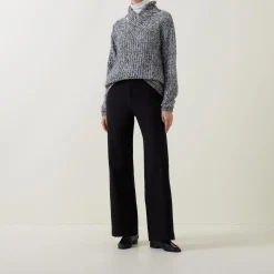 Chloe Mid-Rise Straight Leg Trousers Women Trousers & Shorts