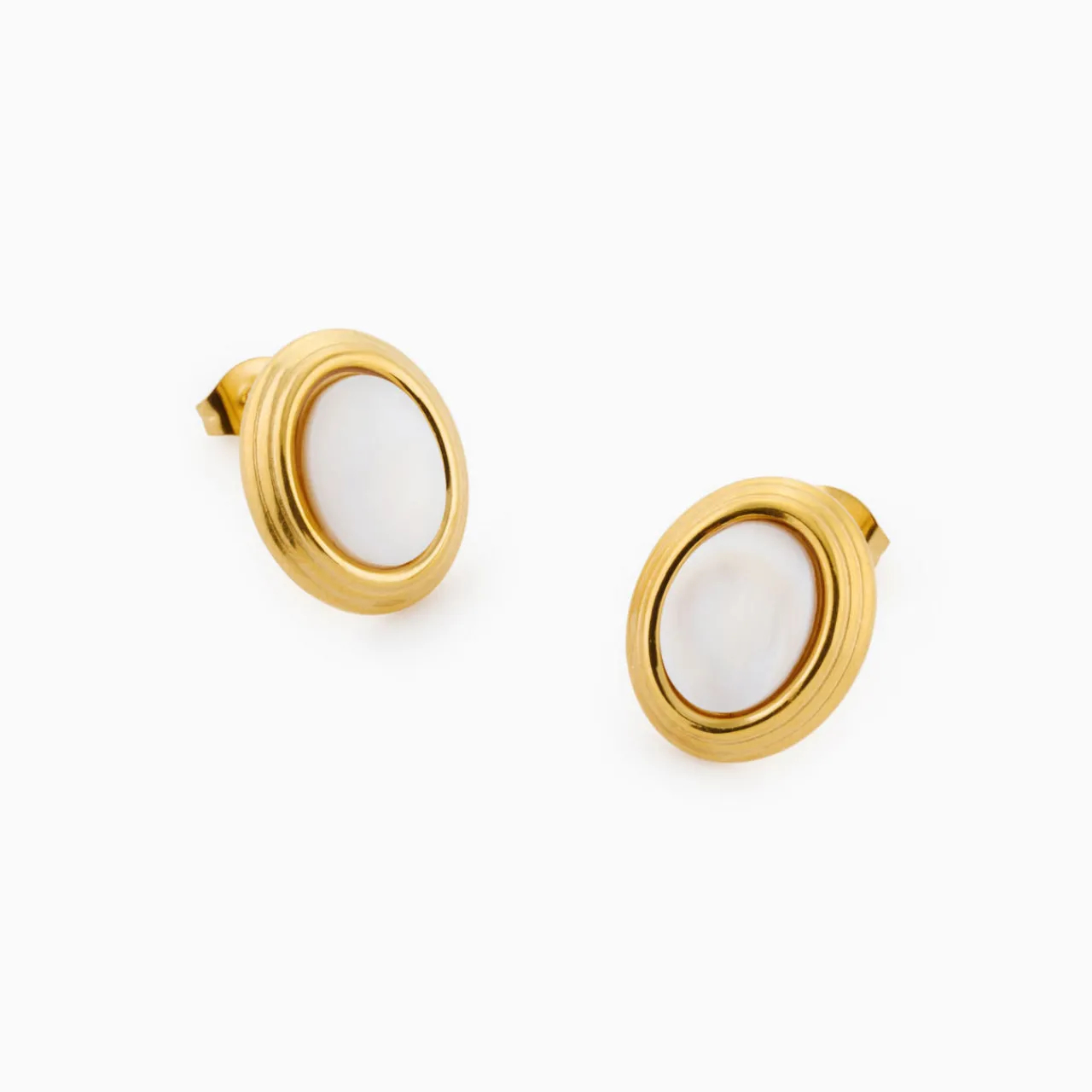 Hot Cleo Stud Earrings Women Earrings