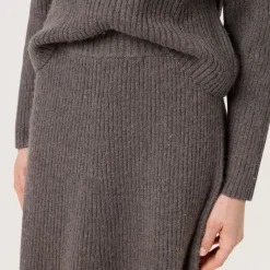 Ditta Ribbed Knit A-line Skirt Women Skirts
