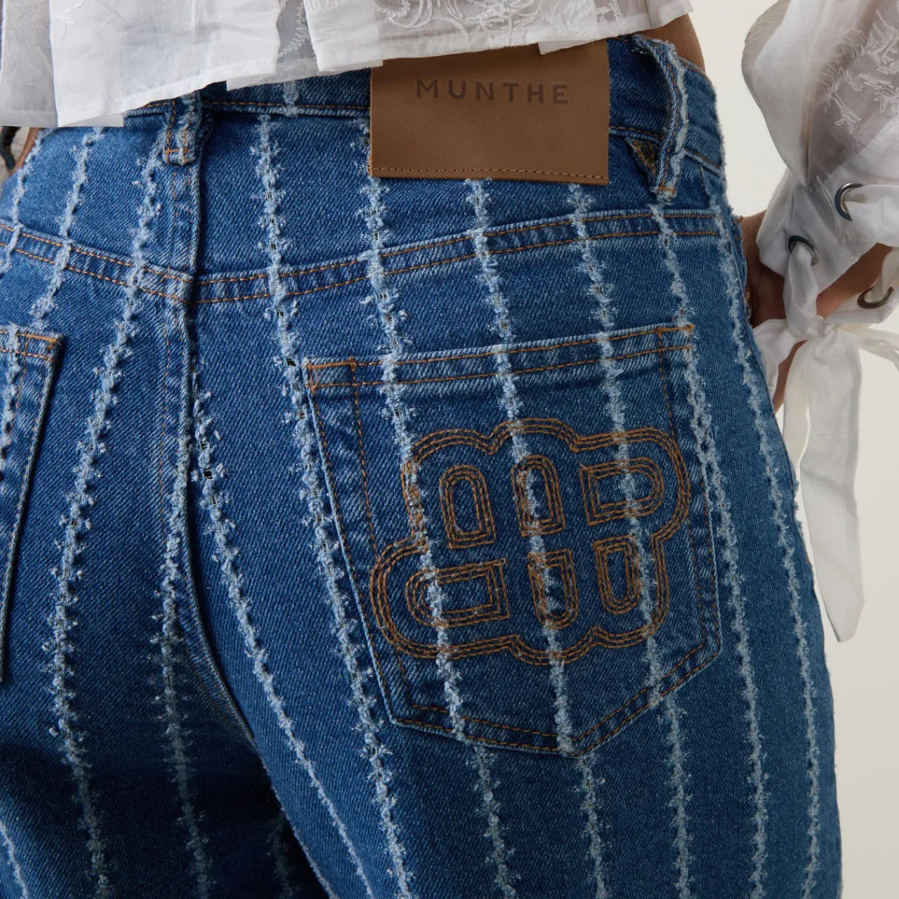 Discount Ecube Pinstripe Straight Leg Jeans Women Denim
