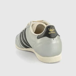 Japan Trainers Women Trainers