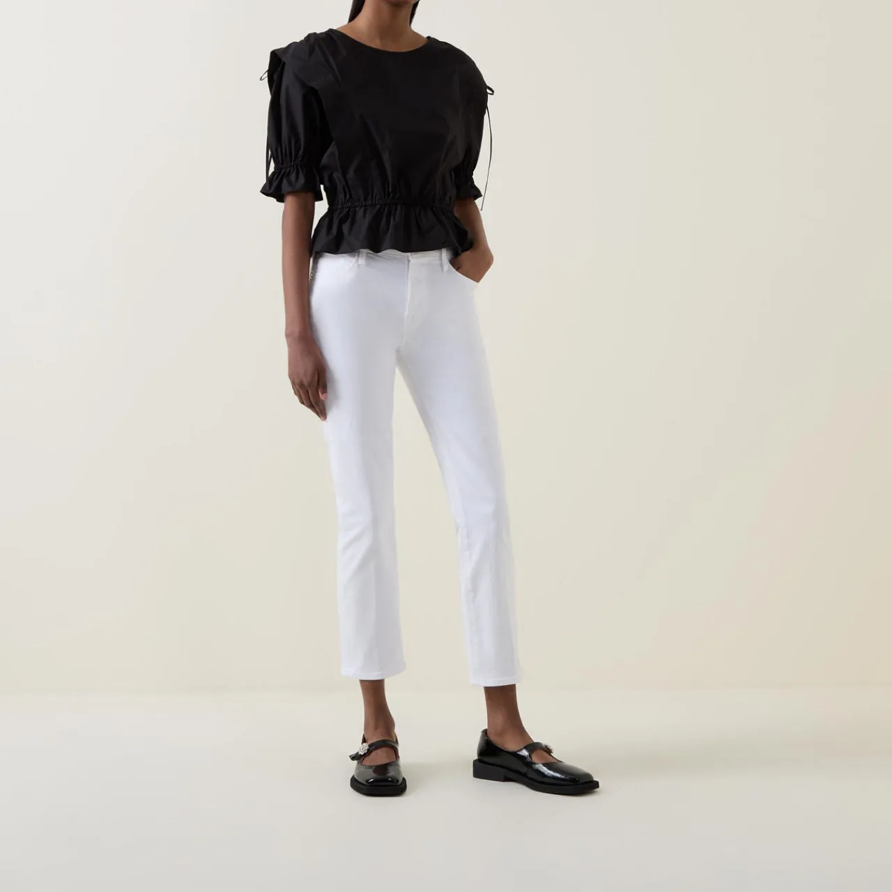 Discount Le High High-Rise Straight Fit Jeans Women Denim