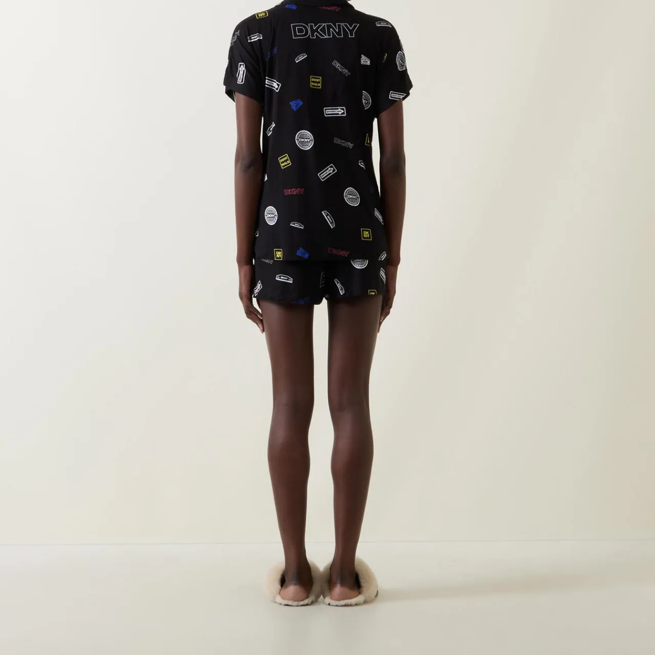 Sale Logo Badge Print Top & Shorts Pyjama Set Women Sleepwear