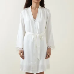 Outlet Love Me Lace Robe Women Sleepwear