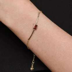 Online Manhattan Garnet Bracelet Women Bracelets