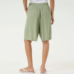Discount Milia Solid Shorts Women Trousers & Shorts