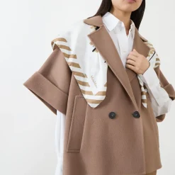 Hot Pera Double-Breasted Cropped Jacket Women Coats & Jackets