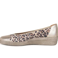 Petunia Leopard Print Pumps Women Flats