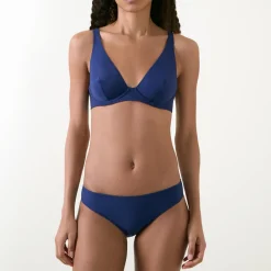 Pretty Bikini Bottoms Women Swimwear & Beachwear