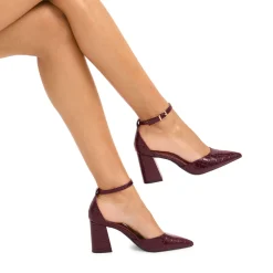 Hot Refined Croc Embossed Courts Women Heels