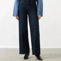 Sasha 32 Cropped Bootcut Jeans Women Denim
