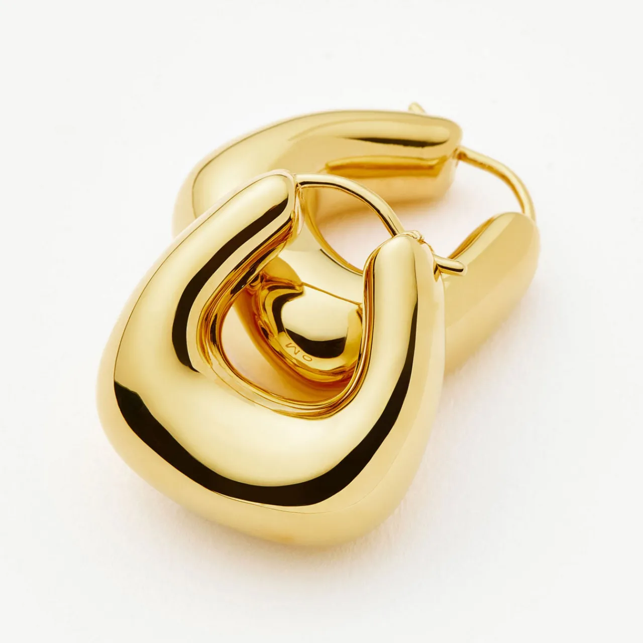 Discount Sculptural Chubby Small Hoop Earrings Women Earrings