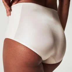 New Shaping Satin Light Control Briefs Women Shapewear