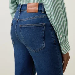 Outlet Slim-Leg Cropped Jeans Women Denim