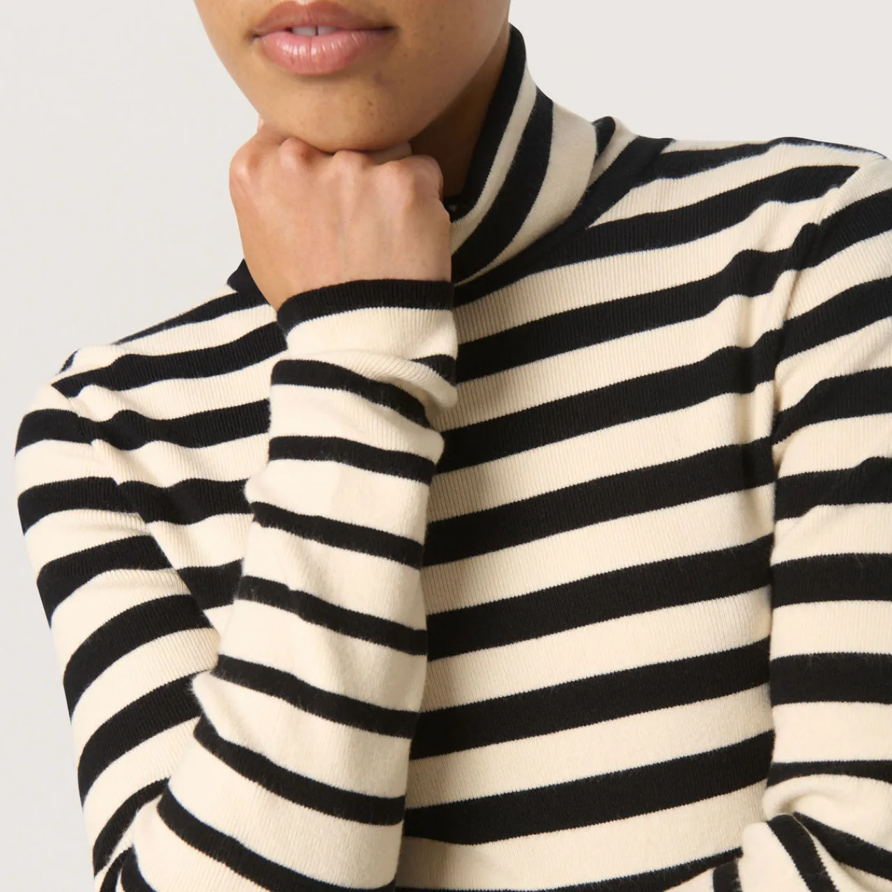 New Spina Striped Turtleneck Sweater Women Sweaters & Cardigans