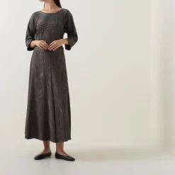 Textured Pattern Skirt Women Skirts