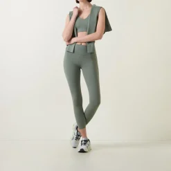 Hot Ultimate Studio 7-8 Leggings Women Activewear