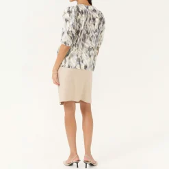Vicki Printed Blouse Women Tops