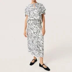 Vinka Printed Skirt Women Skirts