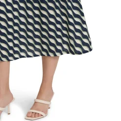Discount Wavy Graphic Skirt Women Skirts